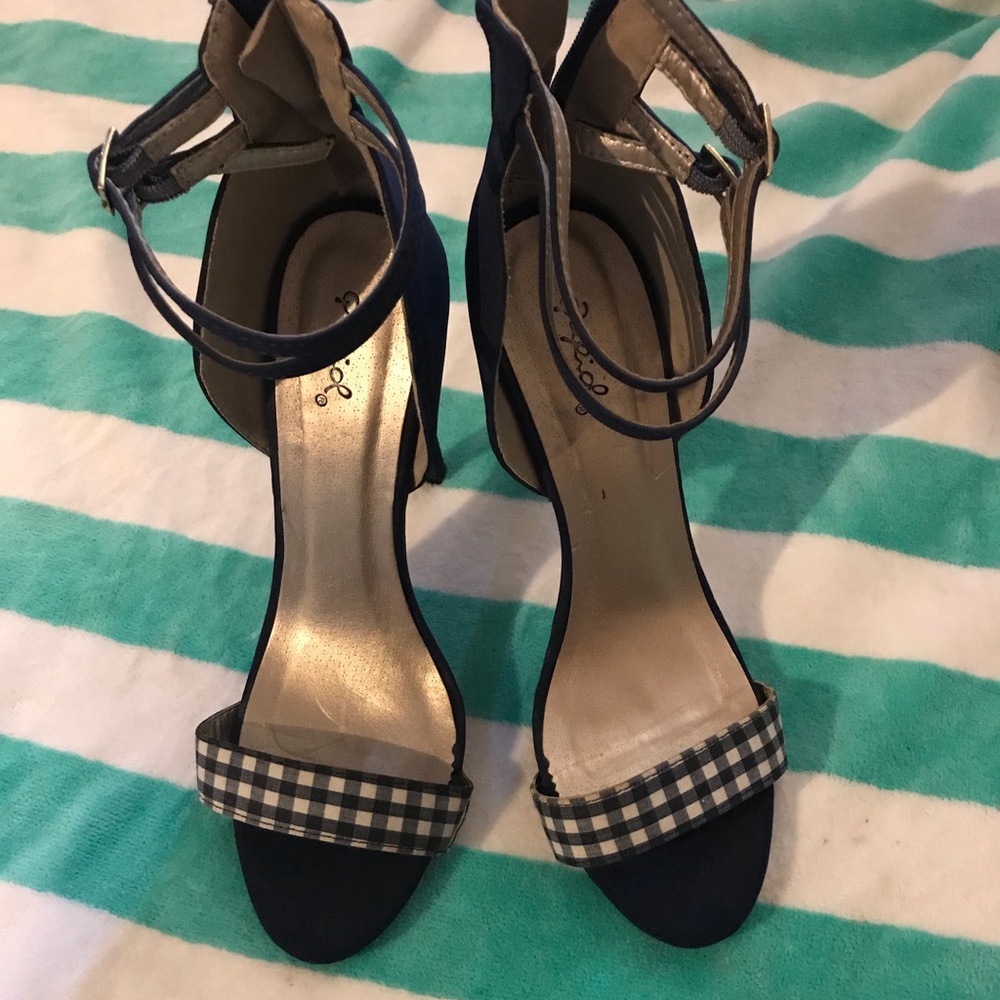Blue Heels